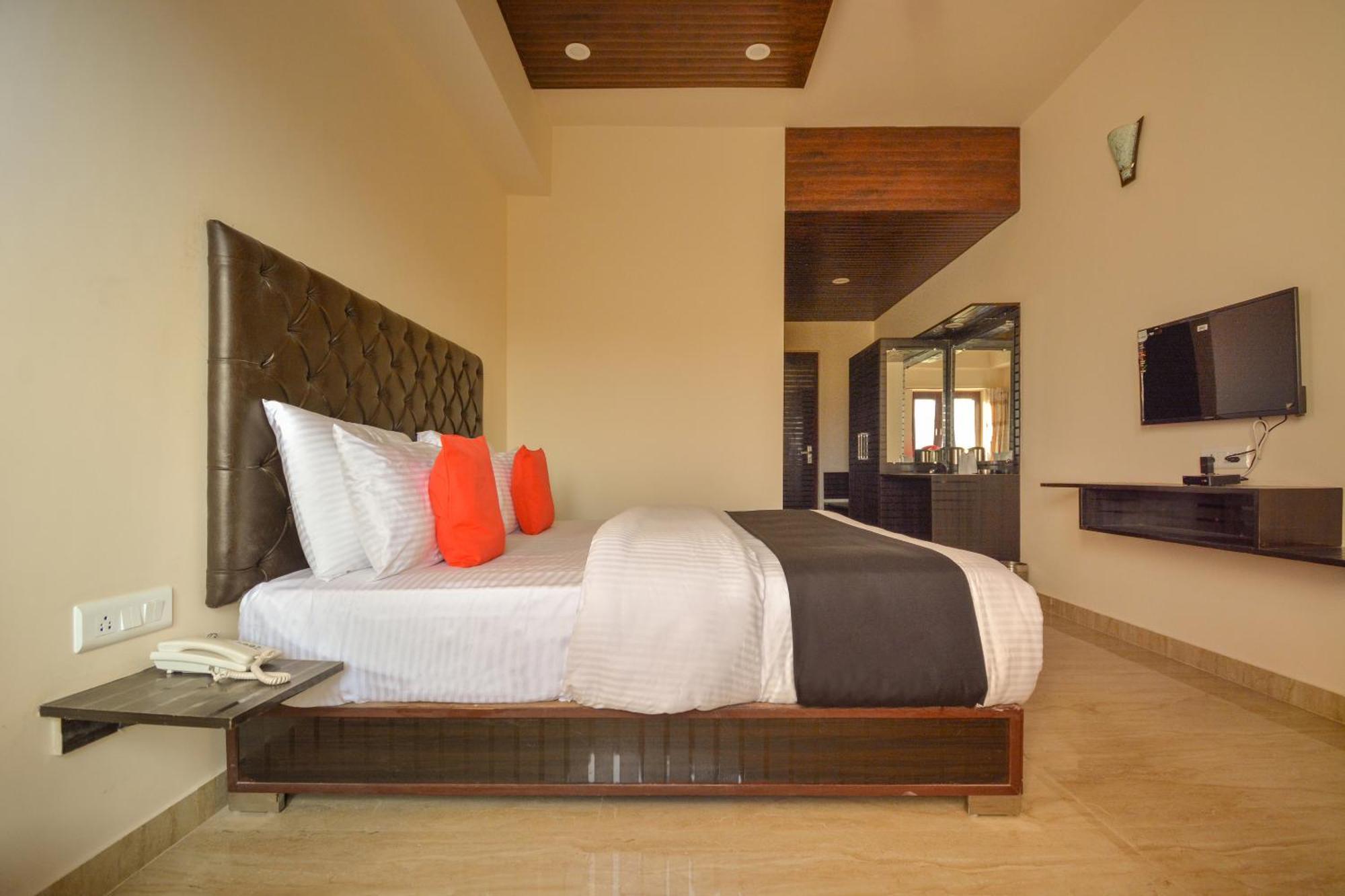 Nakshatra Resort Kunihar Ngoại thất bức ảnh