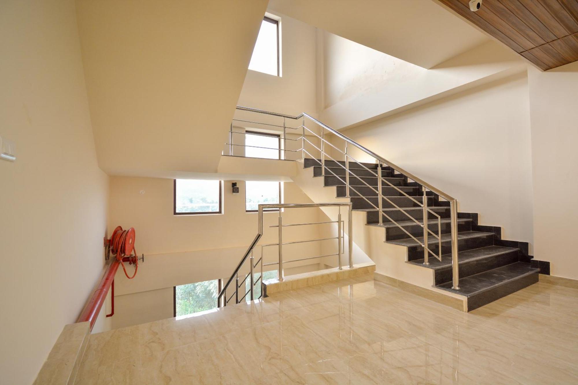 Nakshatra Resort Kunihar Ngoại thất bức ảnh