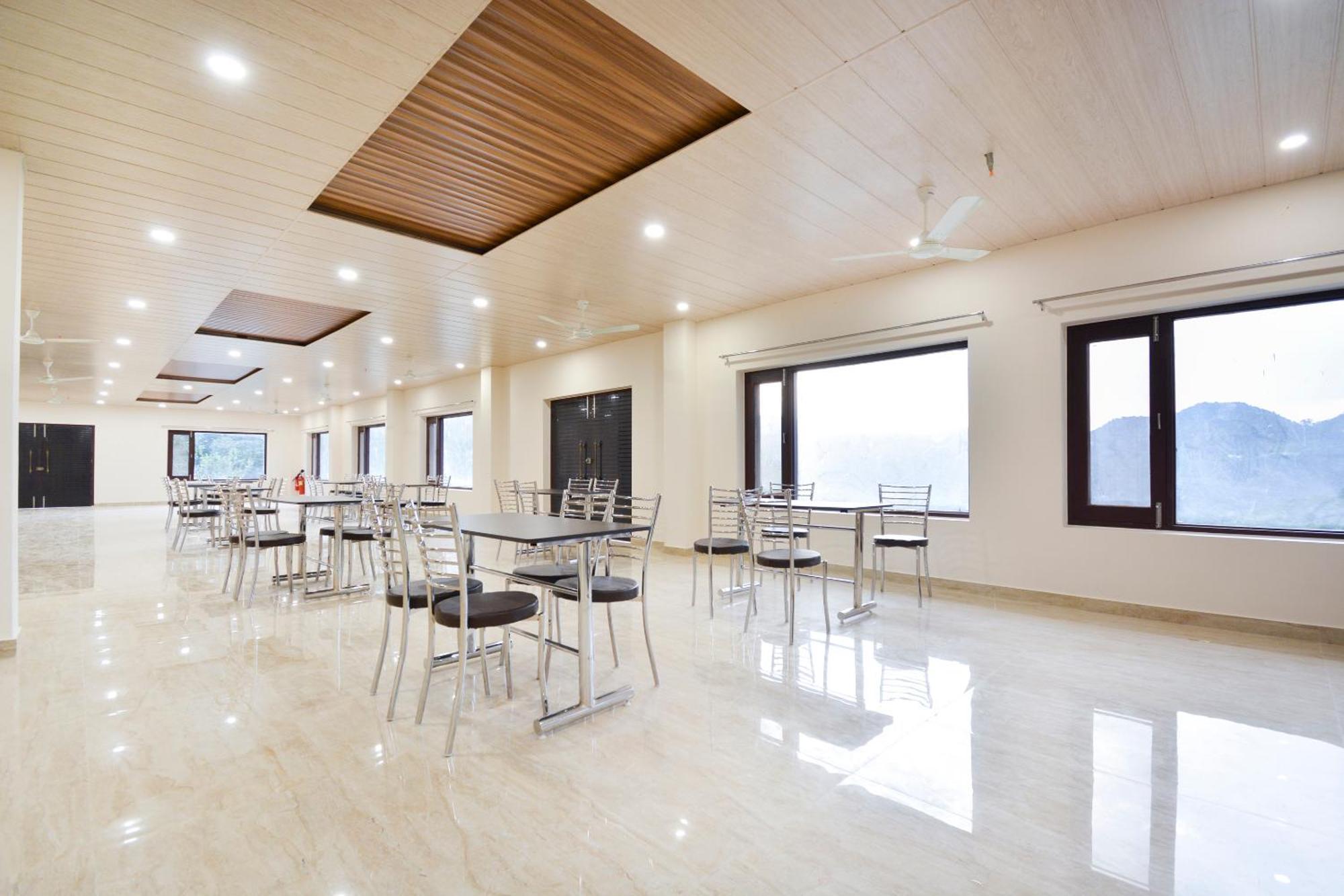 Nakshatra Resort Kunihar Ngoại thất bức ảnh