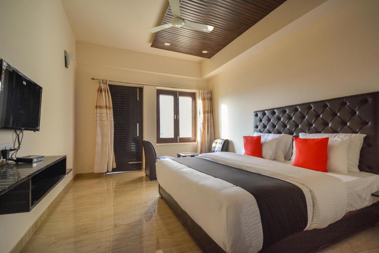 Nakshatra Resort Kunihar Ngoại thất bức ảnh